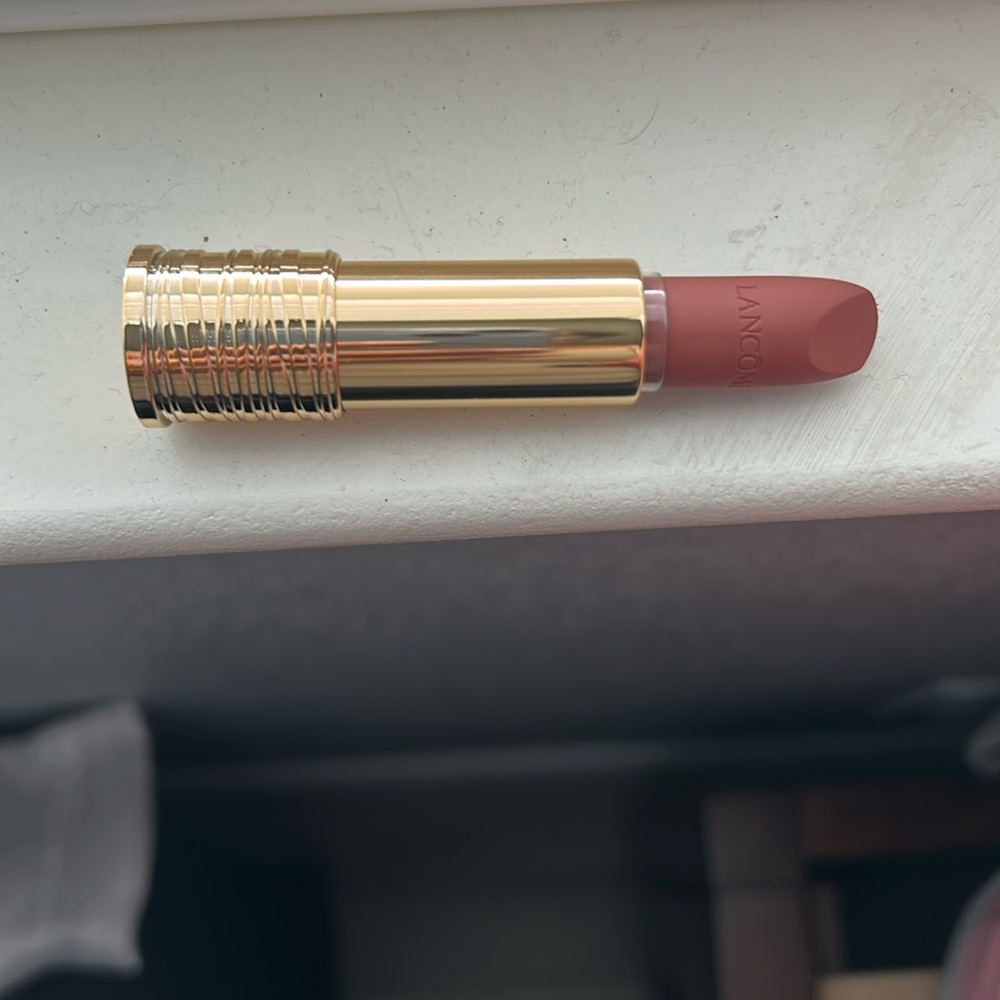 Lancome
L’Absolu Rouge Intimatte Shade 210 Lipstick